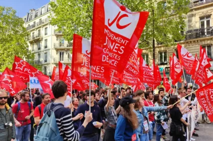 Contre la violence des mineurs : les Jeunes communistes proposent un plan d’action